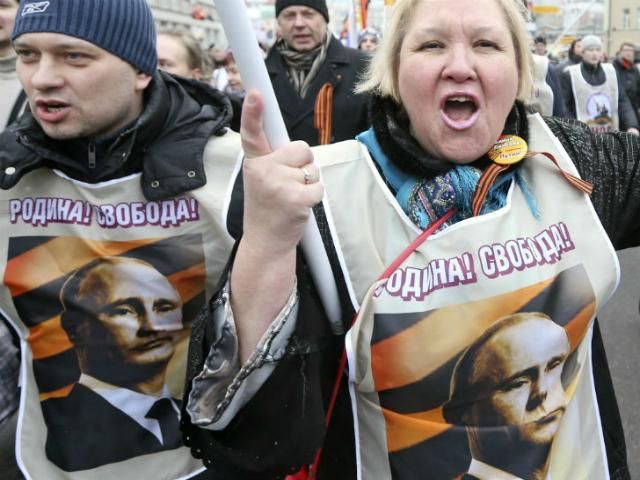 В Севастополі проросійські активісти мітингували на підтримку сепаратистів 