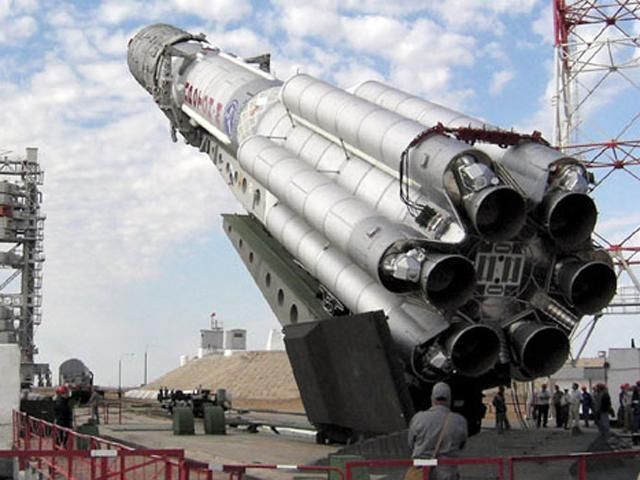 Российское правительство планирует колонизировать Луну и Марс Российское правительство планирует колонизировать Луну и Марс