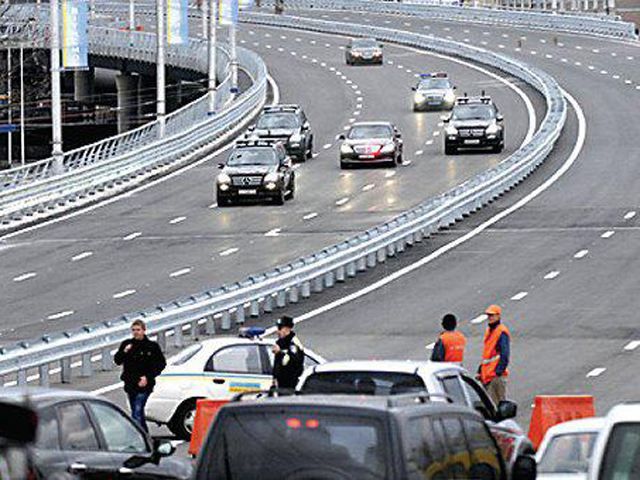 Керівництво держави відмовилось від супроводу ДАІ Керівництво держави відмовилось від супроводу ДАІ