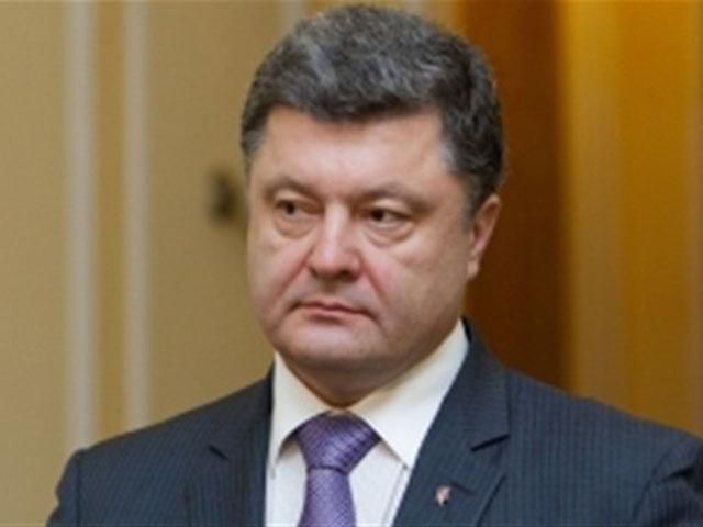 Порошенко каже, що всю Україну чекає "кримський сценарій", якщо вибори зірвуть Порошенко каже, що всю Україну чекає "кримський сценарій", якщо вибори зірвуть