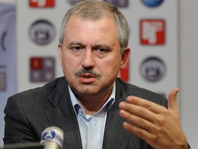 Перший літак своїм ходом вилетів з Криму на материкову Україну Перший літак своїм ходом вилетів з Криму на материкову Україну