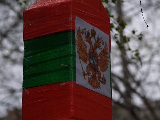 Як у Донецьку штурмували управління міліції (Фото)