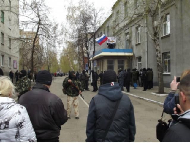 Во время антитеррористической операции пострадали 3 силовика, - Тимчук Во время антитеррористической операции пострадали 3 силовика, - Тимчук