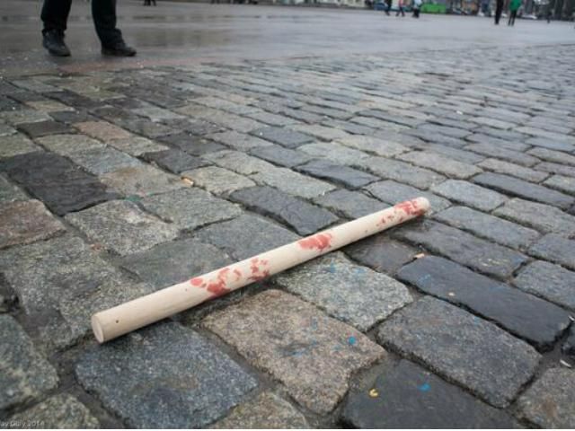 По предварительным данным, в столкновениях в Харькове пострадали 10 человек По предварительным данным, в столкновениях в Харькове пострадали 10 человек