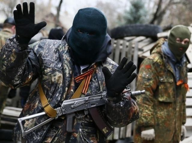 Прокуратура расследует захват зданий МВД и СБУ на Донбассе как терроризм