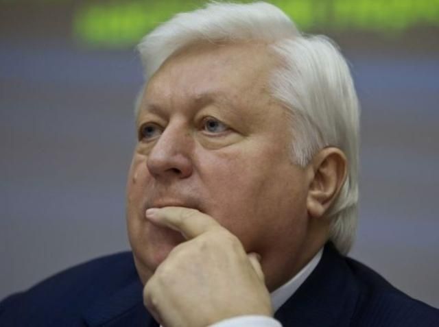 Кровопролиття в Слов'янську відбулося в день великого церковного свята, — Пшонка Кровопролиття в Слов'янську відбулося в день великого церковного свята, — Пшонка