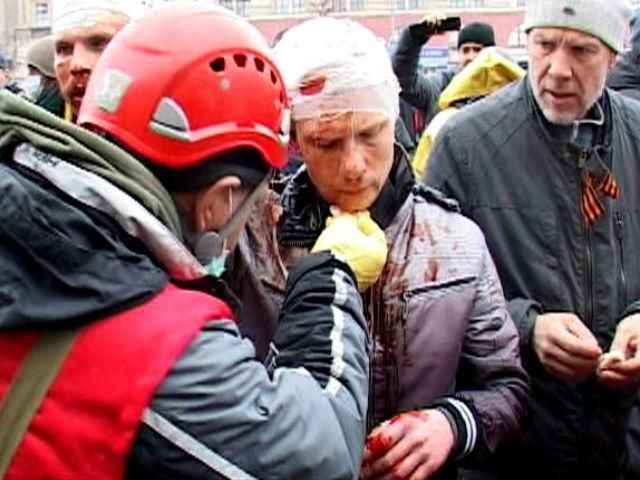 Хроники событий за 13 апреля: кровавые события на востоке и видеообращение Януковича