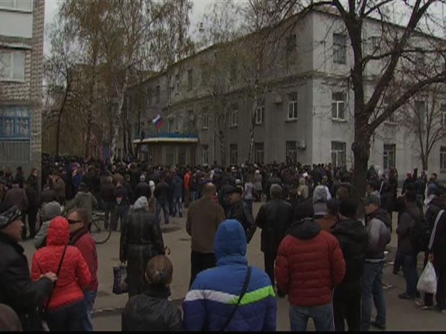 У Слов'янську через ситуацію з бойовиками, закрили школи та дитсадки