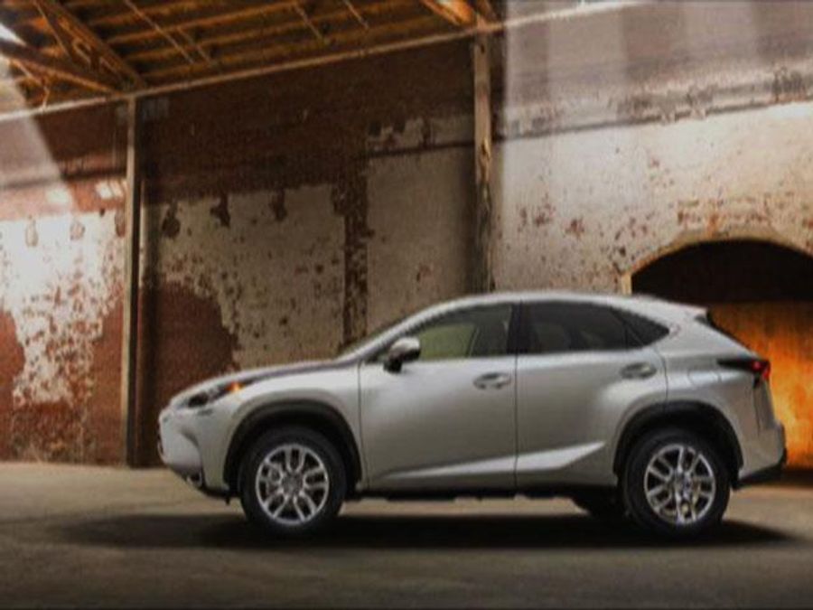 Новий кросовер від Lexus, Honda HR-V та свіжий фірмовий стиль Ford Focus