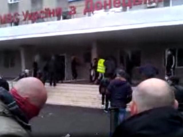 Милиция отбивает штурм сепаратистов в Горловке (Прямая трансляция)