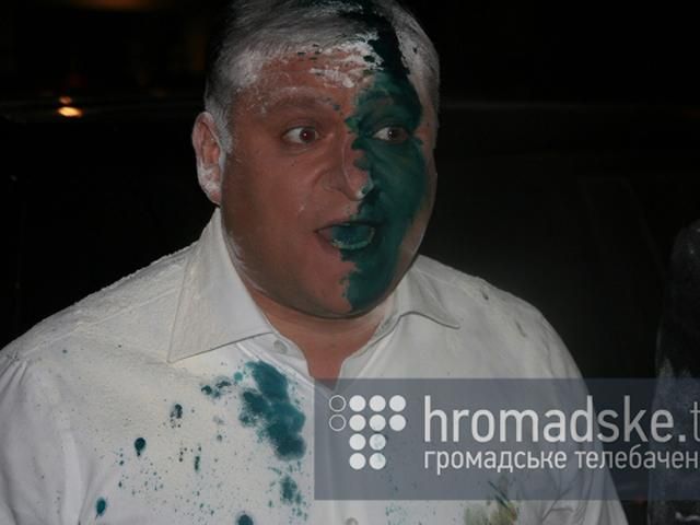Як Добкіна "оскверняли" зеленкою (Фото. Відео)
