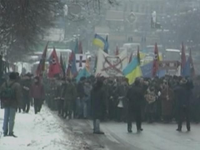 16 квітня – всеукраїнський референдум