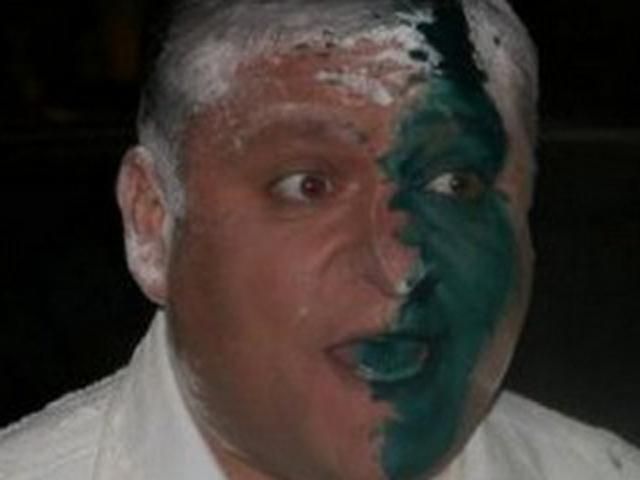 Как украинцы делают из своих политиков "зеленых человечков" (Фото) Как украинцы делают из своих политиков "зеленых человечков" (Фото)