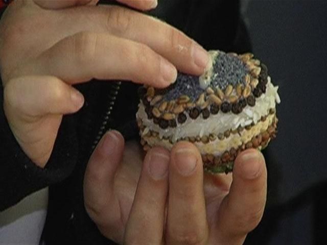 Черновицкие мастера взялись создавать патриотические писанки Черновицкие мастера взялись создавать патриотические писанки