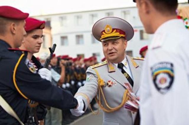 Турчинов відправив у відставку командувача внутрішніх військ МВС