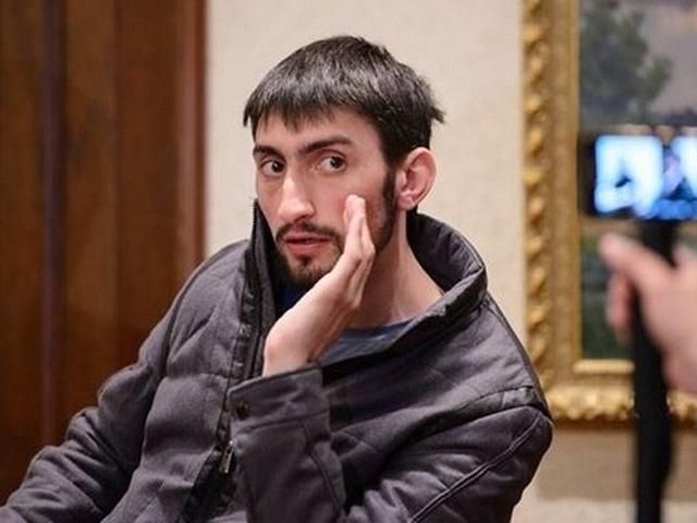 Топаза оголосили у розшук (Фото) Топаза оголосили у розшук (Фото)