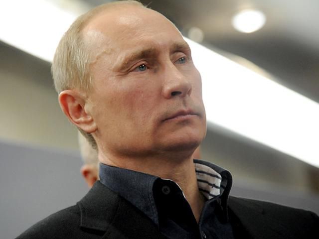 Когда стали притеснять русских в Крыму, мы задумались, что делать, - Путин