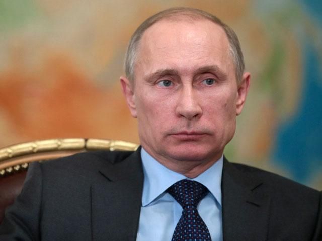 Путин напомнил, что "имеет право" ввести войска в Украину
