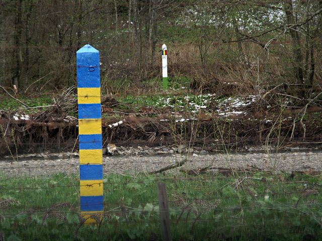 Російських чоловіків 16-60 років не пускатимуть до України Російських чоловіків 16-60 років не пускатимуть до України