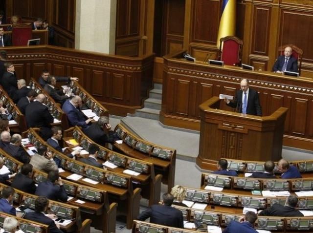 Нардепи створили комісію для розслідування випадків позбавлення прав автомайданівців