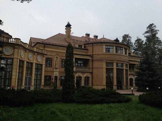 В інтернеті оприлюднили фото і відео держдачі Ющенка (Фото. Відео) В інтернеті оприлюднили фото і відео держдачі Ющенка (Фото. Відео)