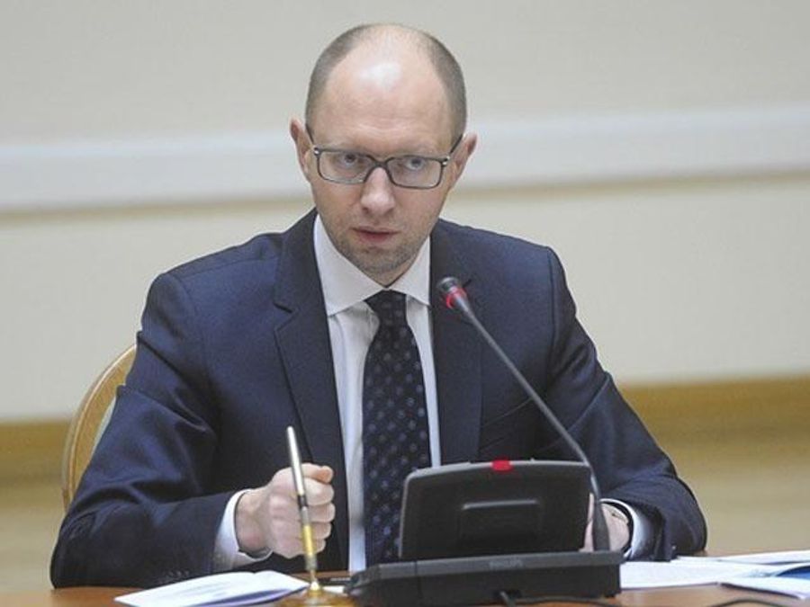Яценюк обещает налоговую амнистию участникам теневых схем Януковича
