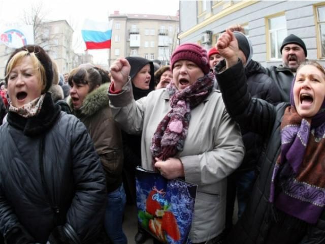 "Правый сектор" предупреждает о возможных провокациях в Харькове на Пасху