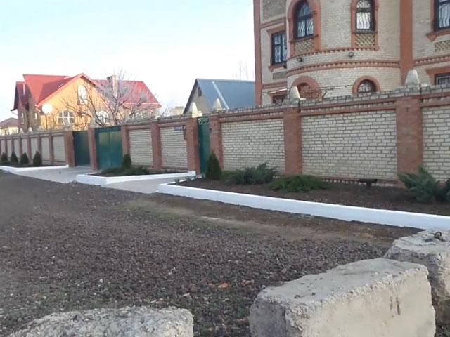 У Краматорську чиновники блокують від самооборони власні вулиці (Відео)