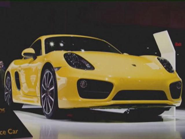 У Нью-Йорку стартував один з найбільших автосалонів світу У Нью-Йорку стартував один з найбільших автосалонів світу