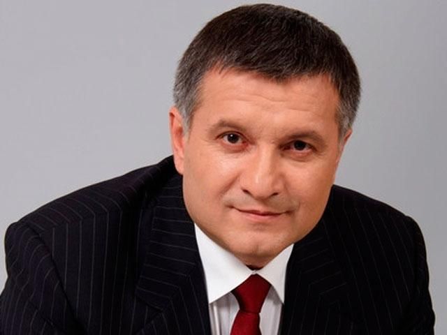Аваков проведет Пасху с Нацгвардией на востоке Украины