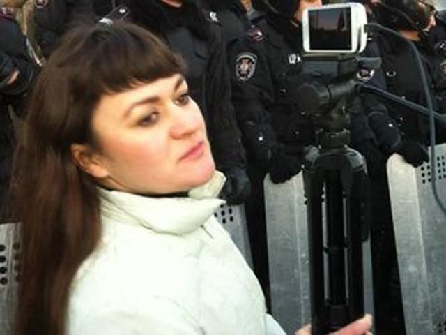 Активистку Майдана удерживают в здании СБУ Славянска, - адвокат