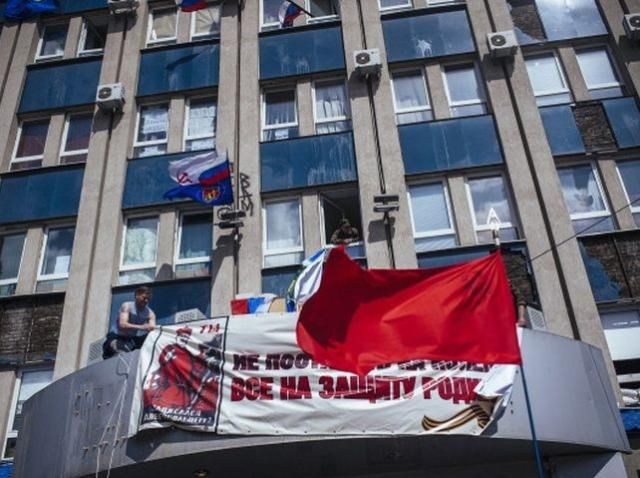 На референдуме 18 мая луганские сепаратисты хотят решить, входить ли в состав РФ, — СМИ