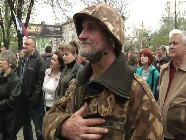 В нескольких городах восточной Украины прошли малочисленные пророссийские митинги