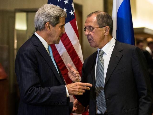 Лавров пожаловался Керри на провокации "Правого сектора" в восточных областях Украины Лавров пожаловался Керри на провокации "Правого сектора" в восточных областях Украины