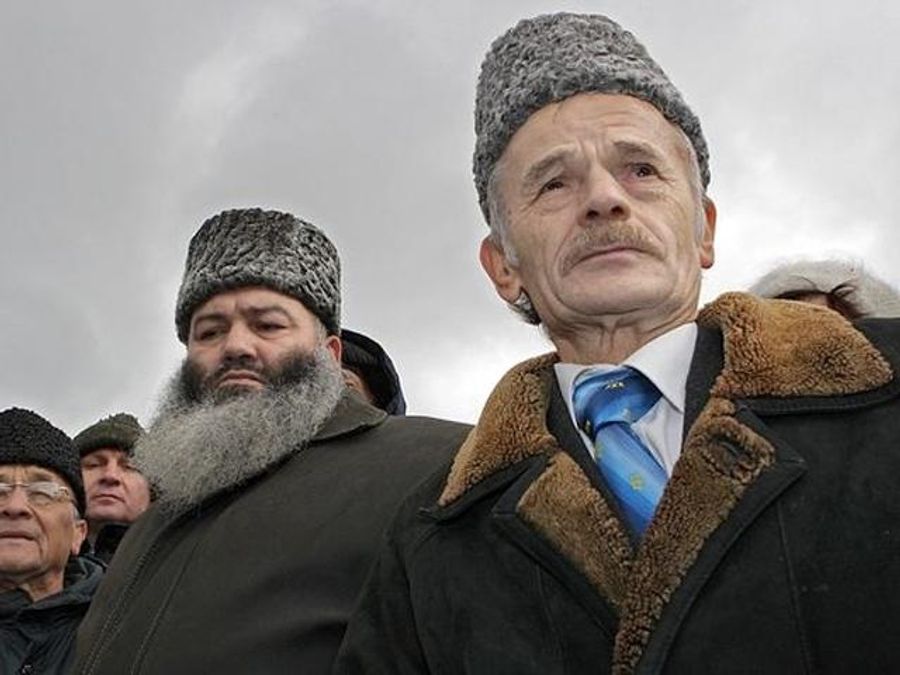 Джемилеву запретили приезжать в Крым 5 лет