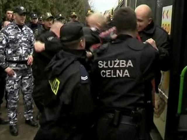 На фоне ситуации в Украине Польша проводит крупнейшие учения внутренних сил На фоне ситуации в Украине Польша проводит крупнейшие учения внутренних сил