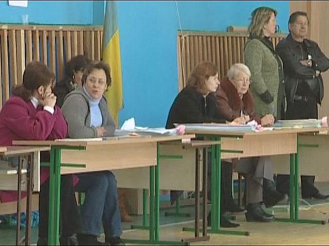 Спостерігачі на виборах матимуть більші повноваження, – ВАСУ Спостерігачі на виборах матимуть більші повноваження, – ВАСУ