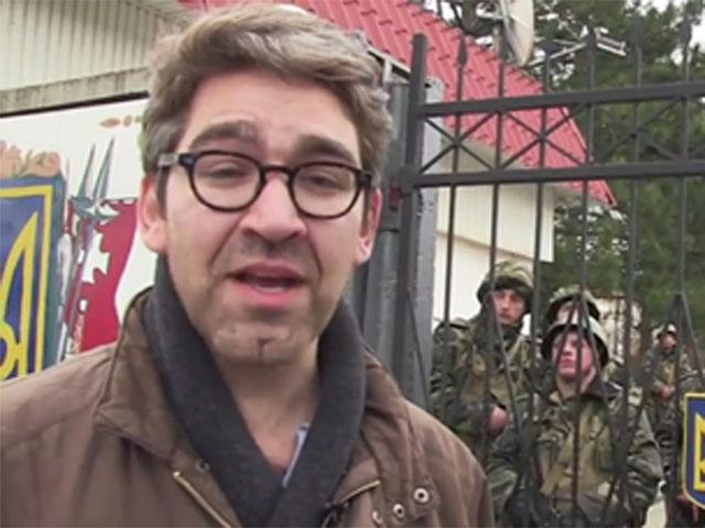 Американський журналіст перебуває в нормальних умовах, — самооборона Донбасу Американський журналіст перебуває в нормальних умовах, — самооборона Донбасу