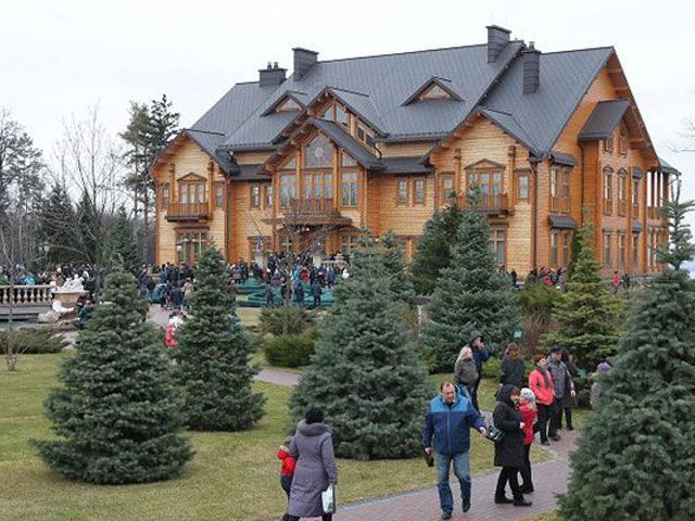 ГПУ повертає державі землю під Межигір’ям та інші землі екс-чиновників ГПУ повертає державі землю під Межигір’ям та інші землі екс-чиновників