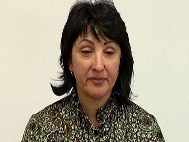 Вдова депутата Рибака лише сьогодні упізнала тіло, сепаратисти не пропускали її на впізнання Вдова депутата Рибака лише сьогодні упізнала тіло, сепаратисти не пропускали її на впізнання