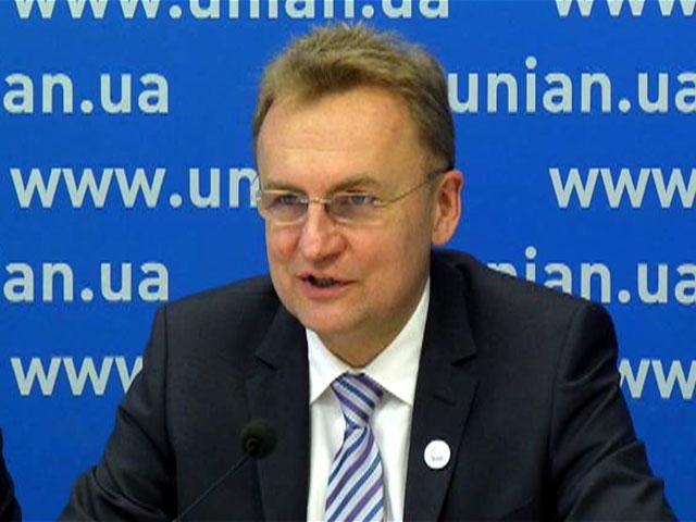 Мер Львова оголосив список кандидатів у депутати Київради Мер Львова оголосив список кандидатів у депутати Київради