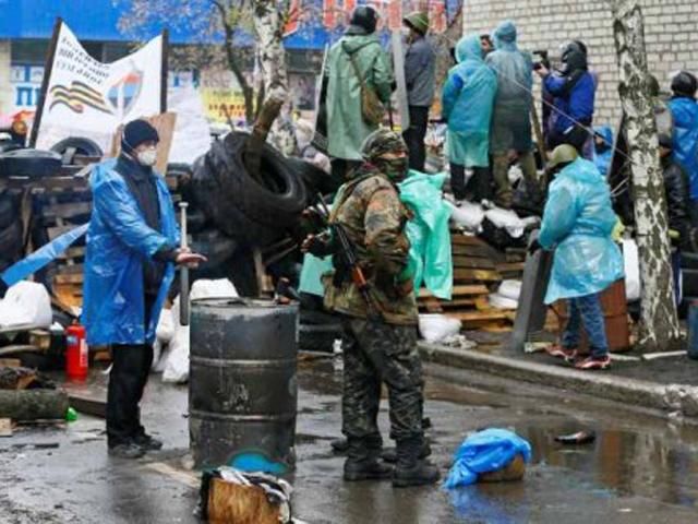 Невідомі, назвавшись "Правим сектором", поранили жінку в Слов’янську, — МВС Невідомі, назвавшись "Правим сектором", поранили жінку в Слов’янську, — МВС