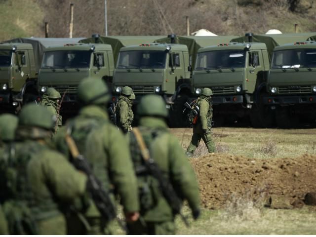 Росія розпочала масштабні військові навчання на кордоні з Україною 