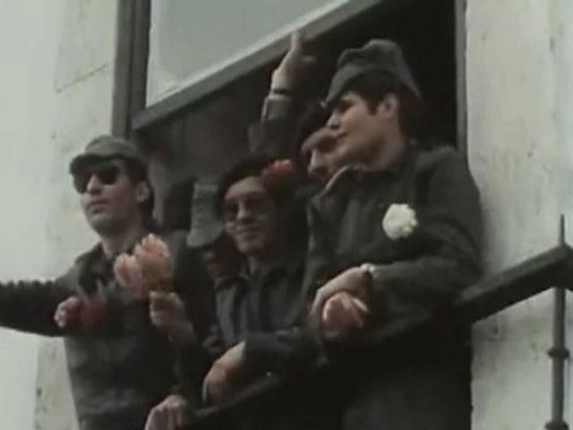 25 квітня - Революція гвоздик 25 квітня - Революція гвоздик