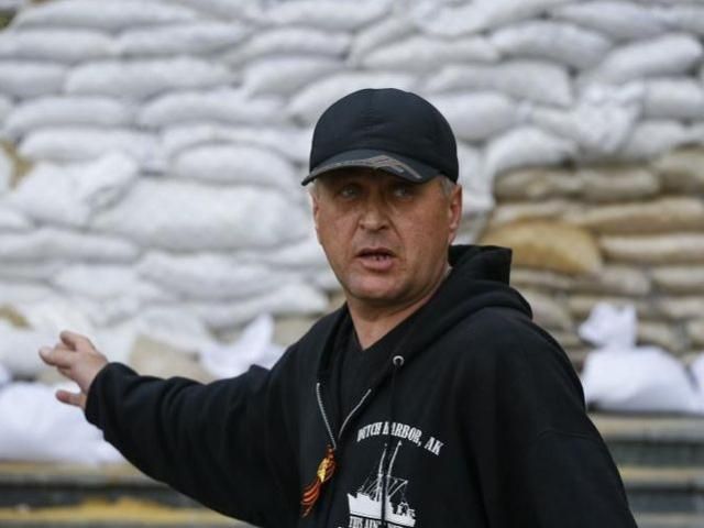 "Народный мэр" Славянска подтвердил захват автобуса: задержанные - в здании СБУ "Народный мэр" Славянска подтвердил захват автобуса: задержанные - в здании СБУ