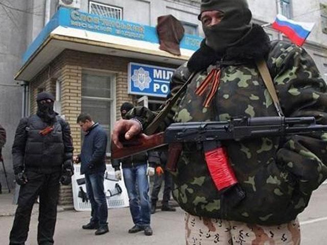 Терористи хочуть обміняти полонених військових на своїх “активістів” Терористи хочуть обміняти полонених військових на своїх “активістів”