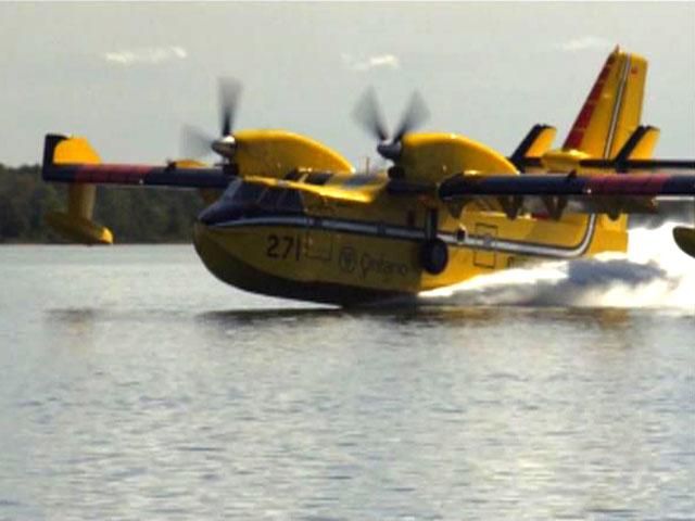 Идеальный "пожарник" – Bombardier 415. Как он работает? Идеальный "пожарник" – Bombardier 415. Как он работает?