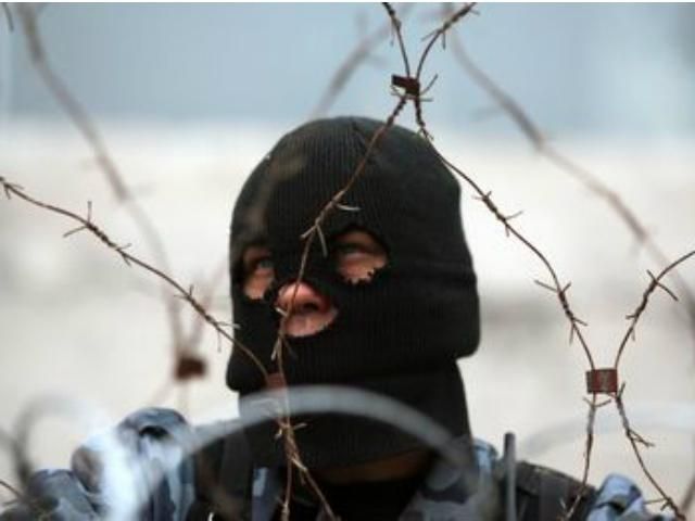 Авто экс-руководителя "Фронта перемен" обстреляли в Константиновке, — СМИ Авто экс-руководителя "Фронта перемен" обстреляли в Константиновке, — СМИ