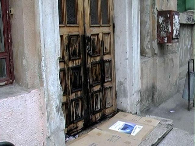 В Одесі закидали "коктейлями Молотова" університет В Одесі закидали "коктейлями Молотова" університет