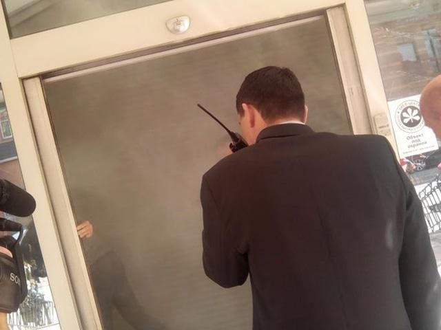 На офис "Интера" напали (Фото) На офис "Интера" напали (Фото)